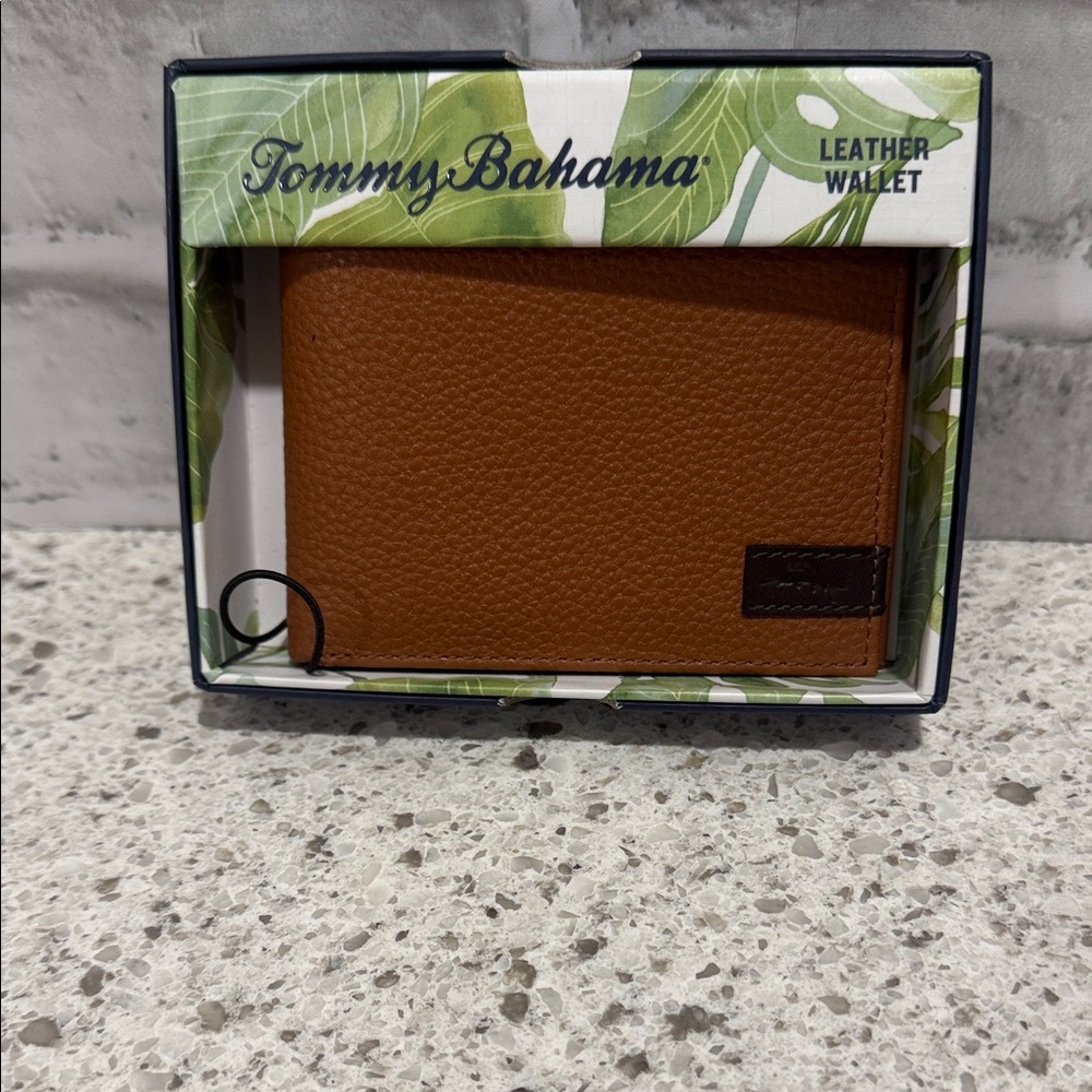 Tommy Bahama Tan Leather Wallet